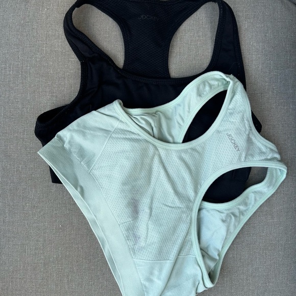 Lot of EIGHT Sports Bras - Picture 5 of 6